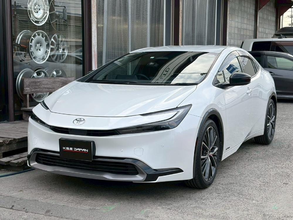 �g���^ �v���E�X