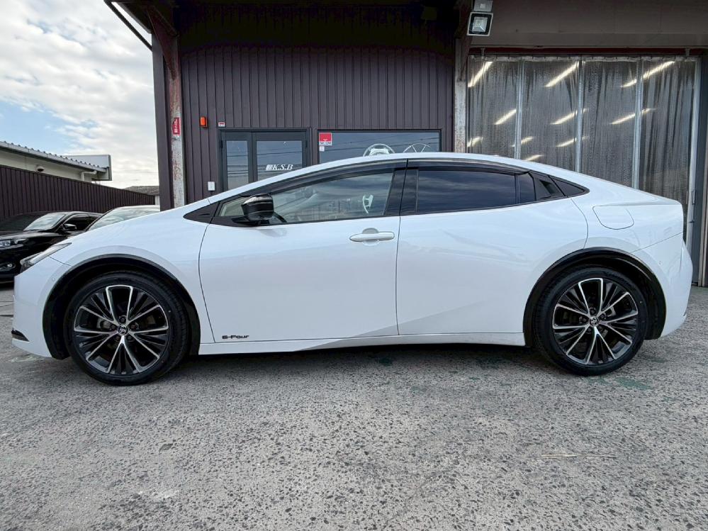 �g���^ �v���E�X