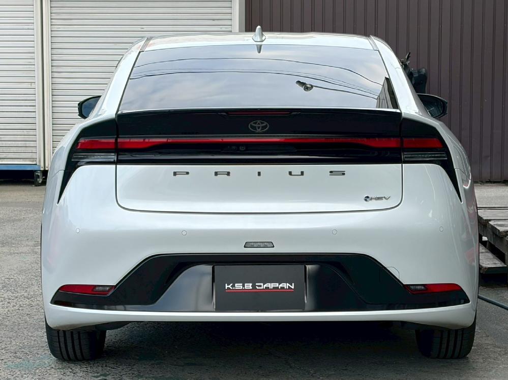 �g���^ �v���E�X