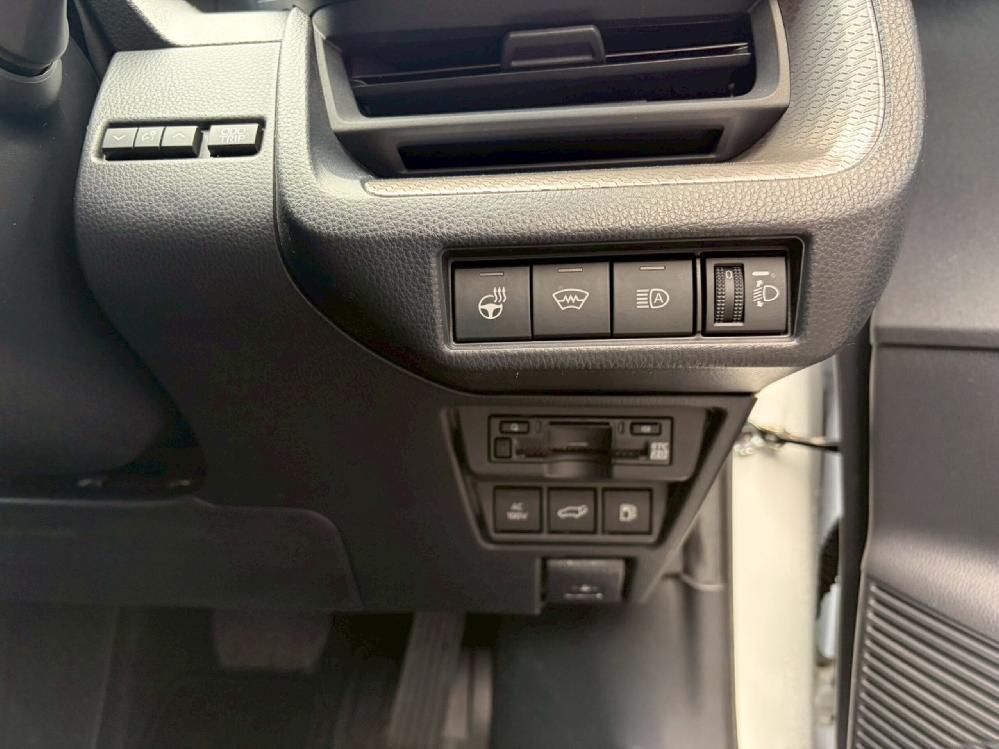 �g���^ �v���E�X