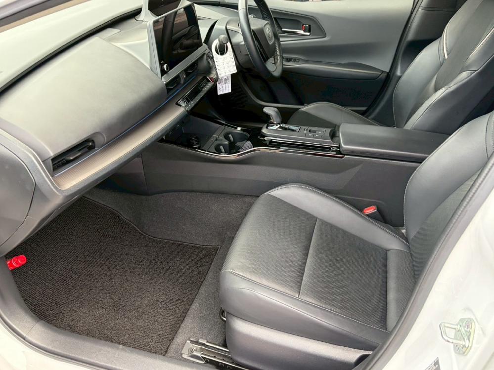 �g���^ �v���E�X