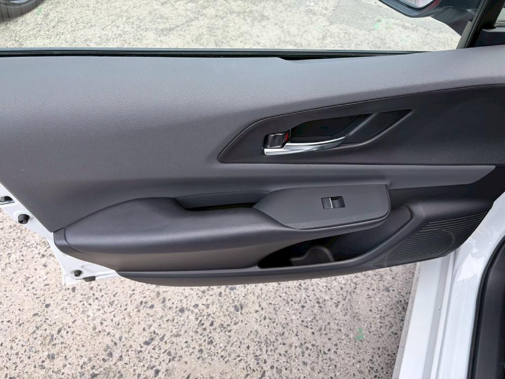 �g���^ �v���E�X