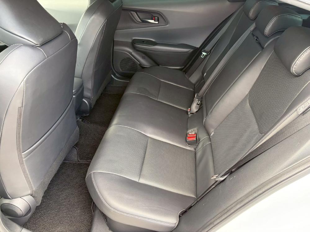 �g���^ �v���E�X