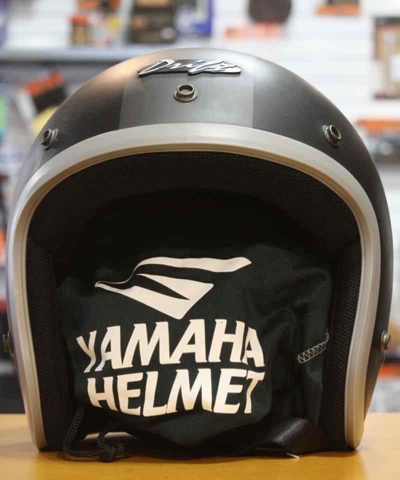 YAMAHA HELMET(1)