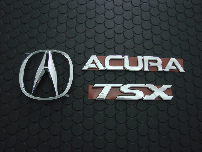 TSX REAR EMBLEM SET