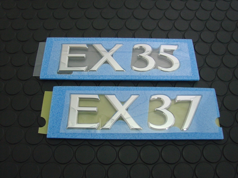 EX35 REAR EMBLEM（単品）