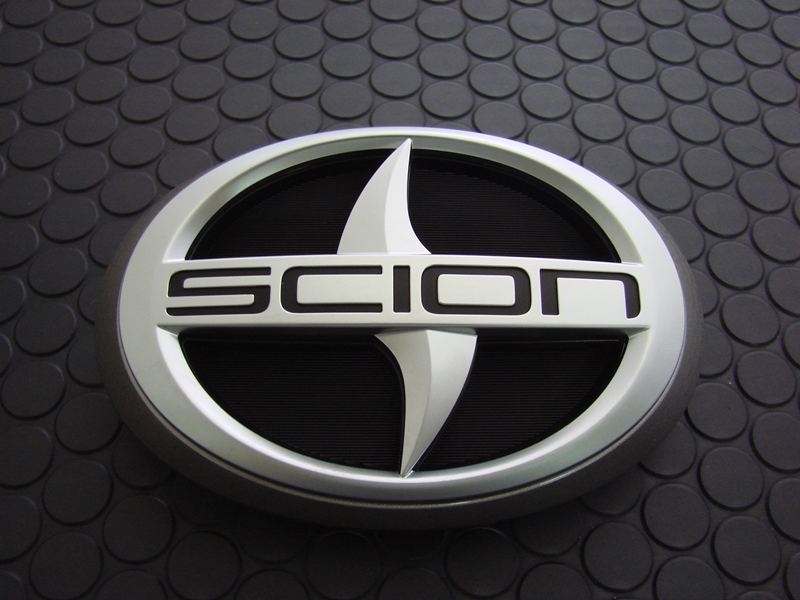 FRONT SCION EMBLEMi#1D2/Grayj