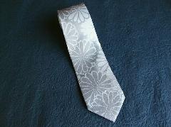 ։ tie