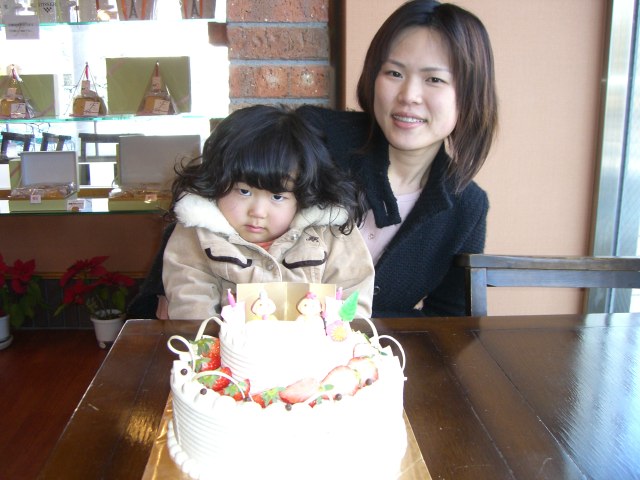 おひな祭り オリジナルケーキ 生菓子の販売 焼き菓子の通販 誕生日ケーキの事は大阪府堺市のパティスリーフォンセへ