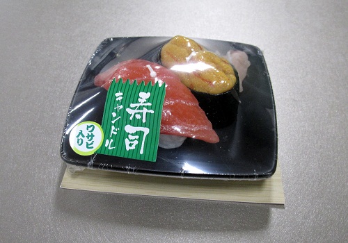 ■寿司キャンドルＣ　ウニ・大トロ　サビ入　故人の好物ローソク　【カメヤマ】