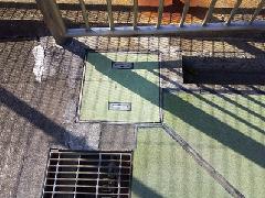 久御山町町民プールサイド排水桝蓋取替工事