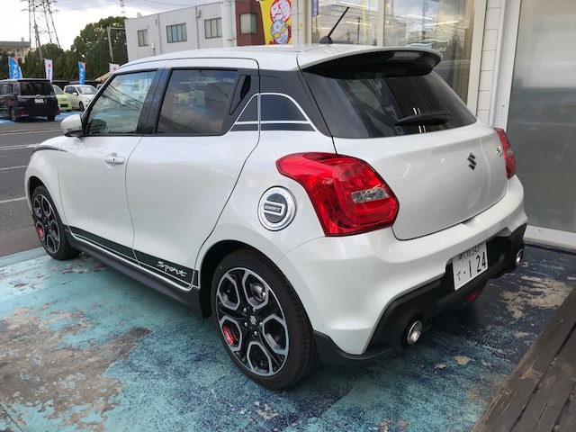 スイフトスポーツ5速ミッション納車 新車リース フラット7オニキス大阪門真