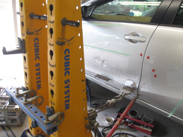 �A�N�A�̃t�����g�h�A�C��