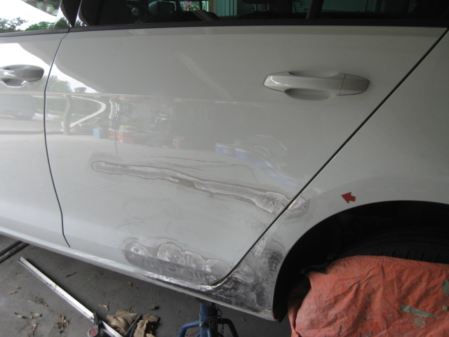 �t�H���N�X���[�Q���E�S���t�̃h�A�C��