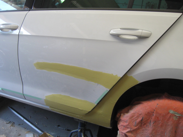 �t�H���N�X���[�Q���E�S���t�̃h�A�C��