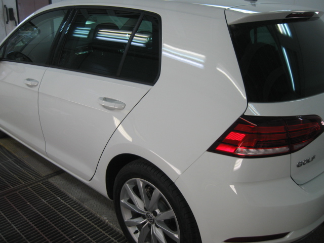 �S���t�̃h�A�C��