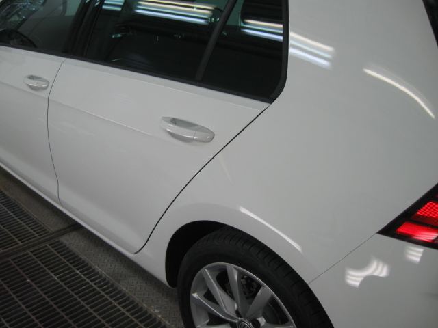 �S���t�̃h�A�C��