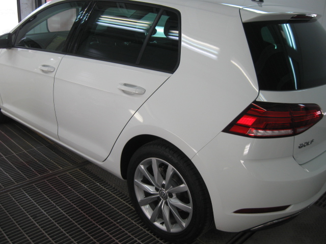 �S���t�̃h�A�C��