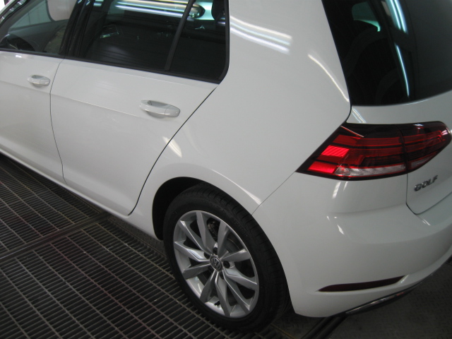 �S���t�̃h�A�C��