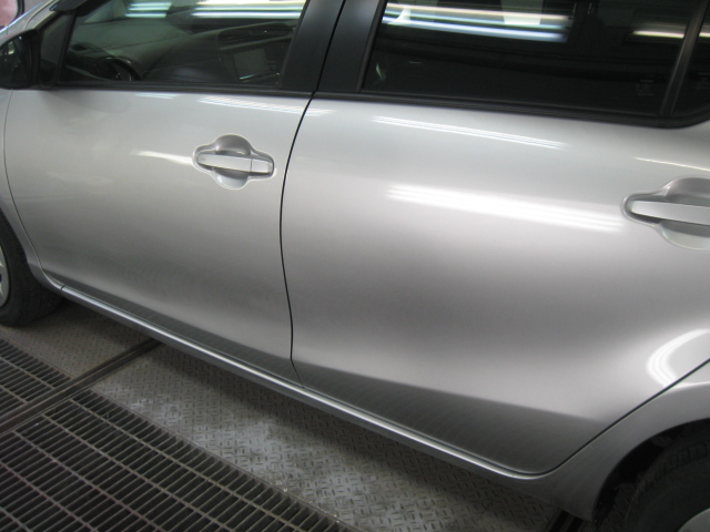 �A�N�A�̃t�����g�h�A�C��