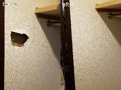 東京都中央区 クローゼット壁穴補修
