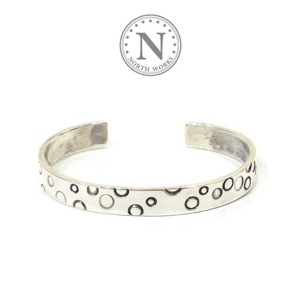 NORTH WORKS W-218 Dot Stamped bangle