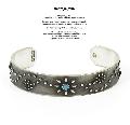 amp japan 15AO-326SV Flower Studs Bangle