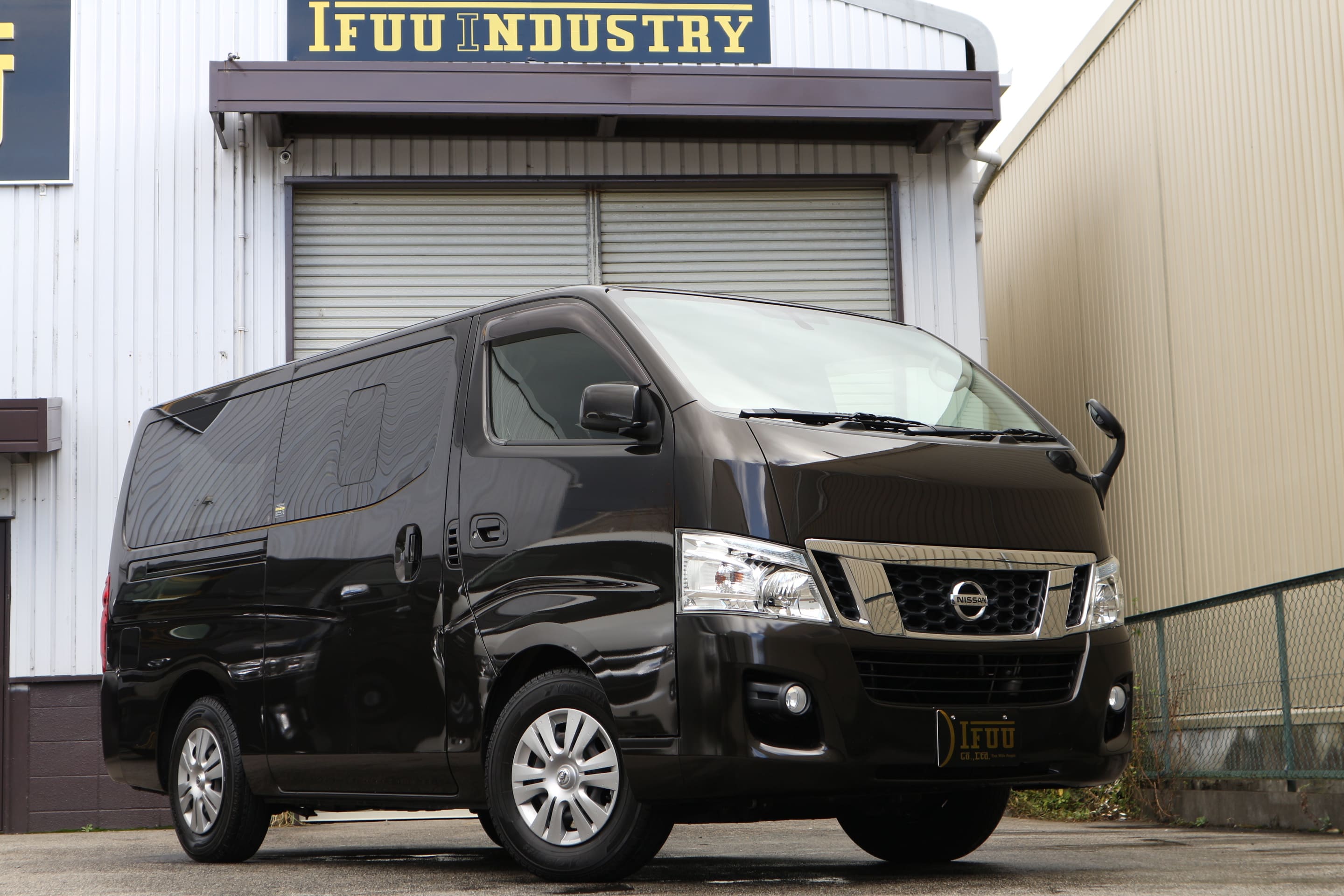 H24年式 NV350キャラバン プレミアムGX 2.0ガソリン 2WD 走行距離 24000km