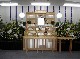 近隣の集会所での神式葬