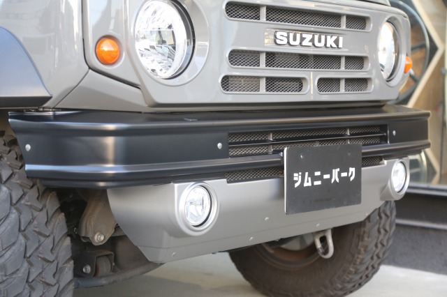 ジムニーシエラ JB74 ザ・ルーツ前後バンパー2点セット塗装済み