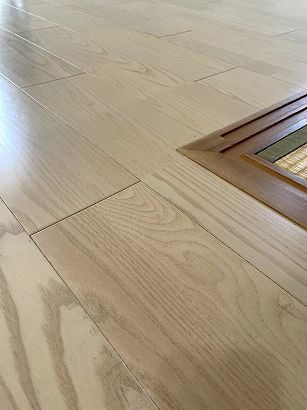 �t���[�����O�ւ��ݏ���C ���s�k�� ���r���O�̕������ɂ�郊�y�A����