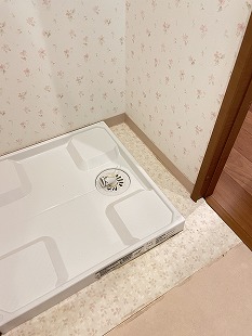 �N�b�V�����t���A(CF)�g�C���t���[�����O�E���ʏ����̒��ւ��@���s�铌��