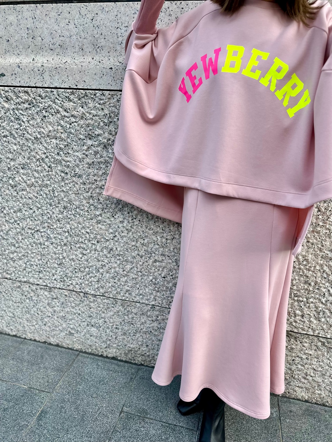 nCEGXg }[ChXJ[g
