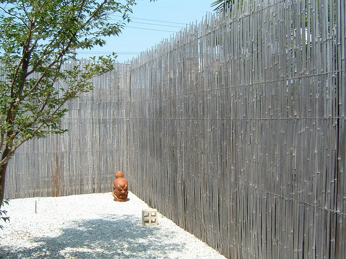 今の竹垣
