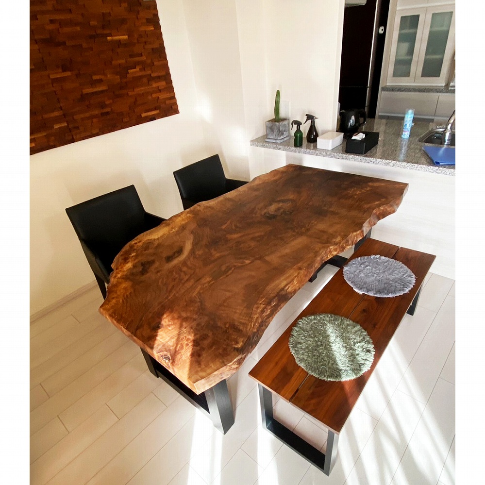 �ꖇ�@�o�X�g�D�[���E�H�[���i�b�g