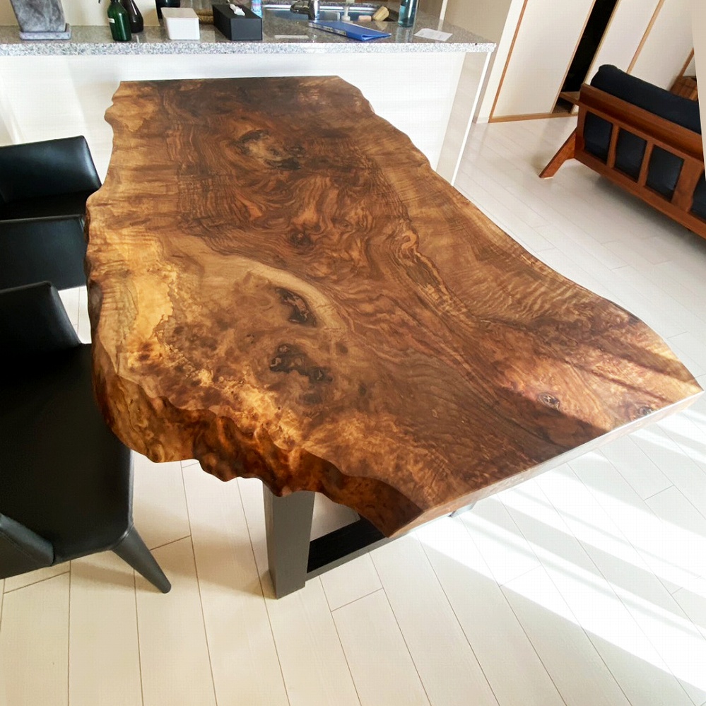 �ꖇ�@�o�X�g�D�[���E�H�[���i�b�g