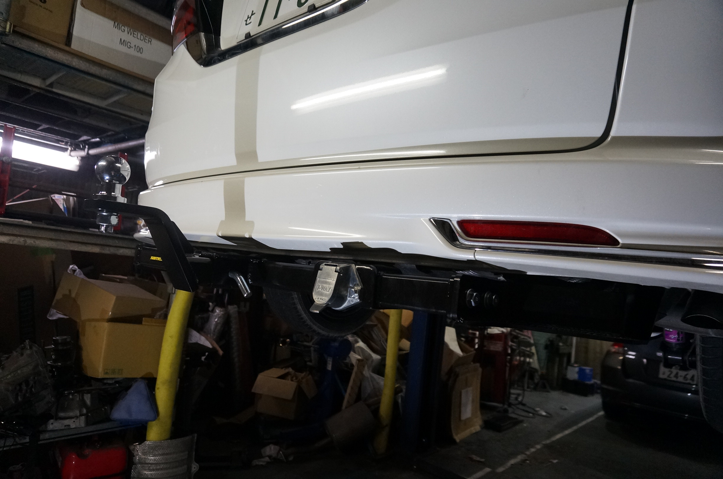Rc1オデッセイのヒッチメンバー取り付け例 ｋｉｆａｃｔｏｒｙ ケイアイファクトリー 中古車注文販売 修理 板金塗装 貝塚市