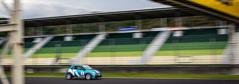 マッキナ メインスライド画像