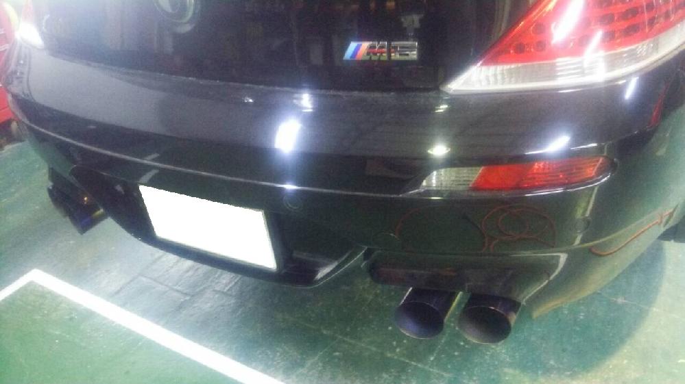 BMW M6 ώIt}t[