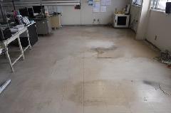 埼玉県倉庫オフィス床剥離洗浄