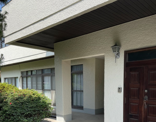 �O�ǁ@�h���@�S�؁@�R���N���[�g����@�V�z�E���t�H�[���E�s���Y�@�G���f�U�C���@L design�@�P�����z������Ё@�j�O�̑�H���܂��B�q�~�s